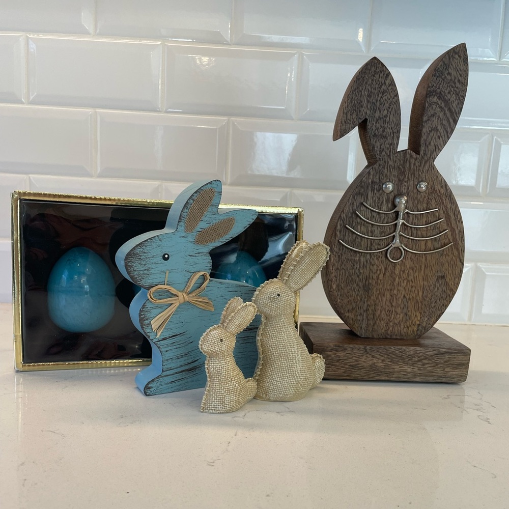 Blue & Brown Easter Decorations Bundle